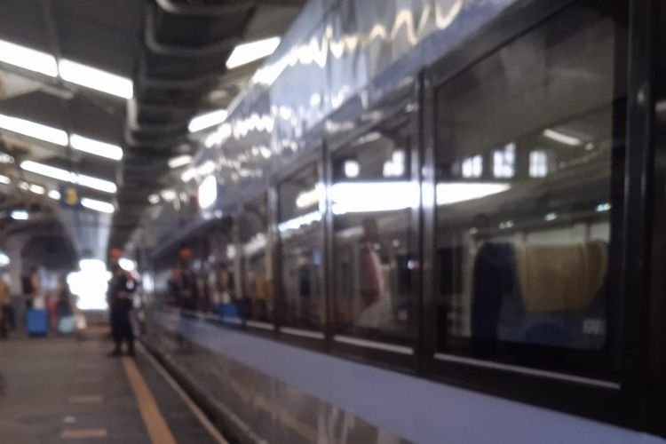 Ada Long Weekend Perayaan Waisak, KAI Perkuat Armada dan Siapkan 88 Ribu Lembar Tiket Kereta