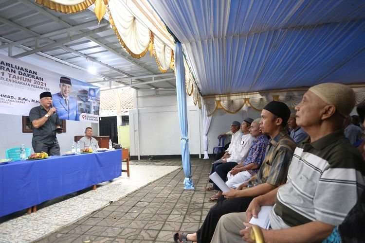 Anggota DPRD Jabar Sosialisasi Perda: Kontribusi Perda Pesantren Untuk Meningkatkan SDM