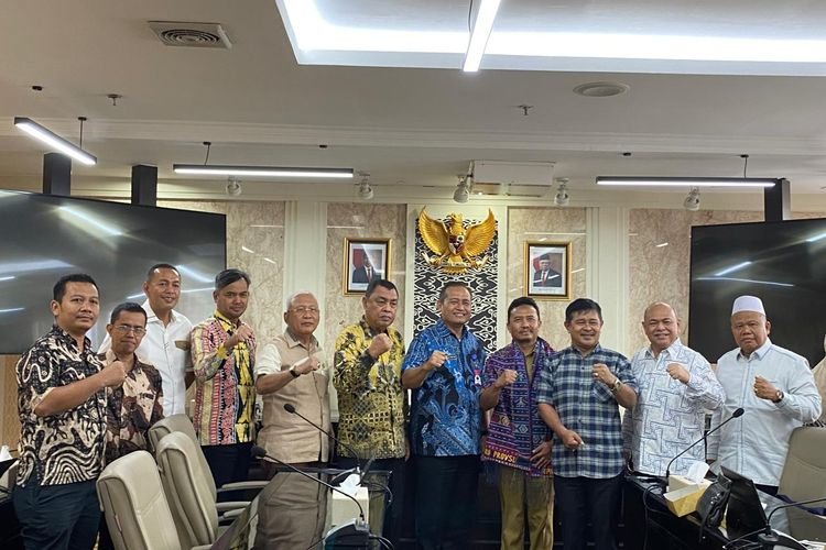Sekretariat DPRD Jawa Barat Terima Studi Banding Bapemperda DPRD Sumatera Utara