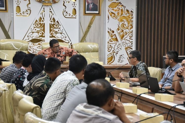 Komisi I DPRD Jawa Barat Respon Keluhan Guru Honorer terkait Kuota PPPK