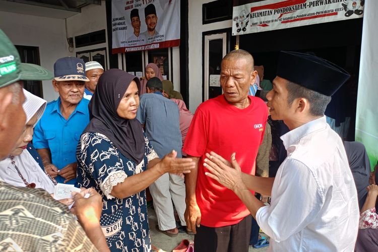 Program Pelayanan Kesehatan Gratis Om Zein di Purwakarta Diserbu Ratusan Warga
