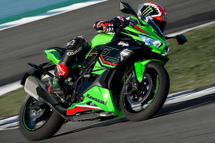 Ingin Punya Ninja ZX25R, Inilah 6 Daftar Harga dan Simulasi Kreditnya