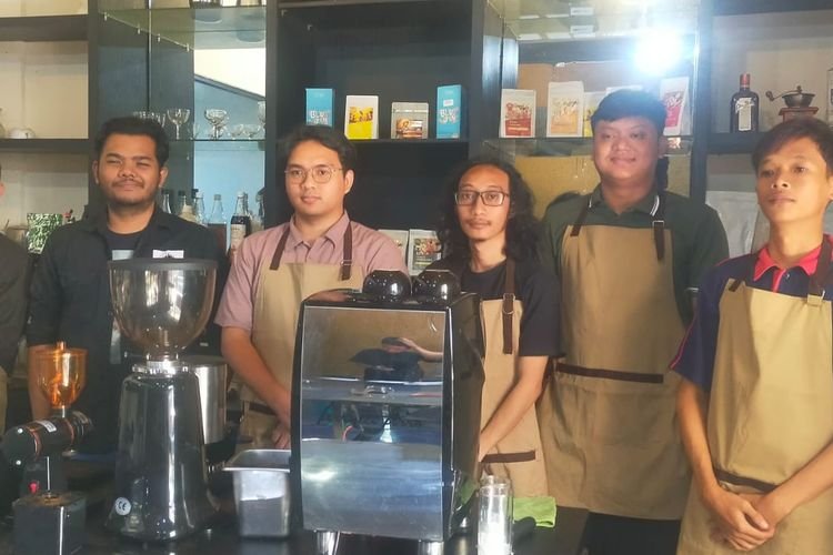 Ternyata Ini Yang Bikin Pendidikan Barista LPT Panghegar DIminati Hingga Keluar Kota, Simak Yuk!
