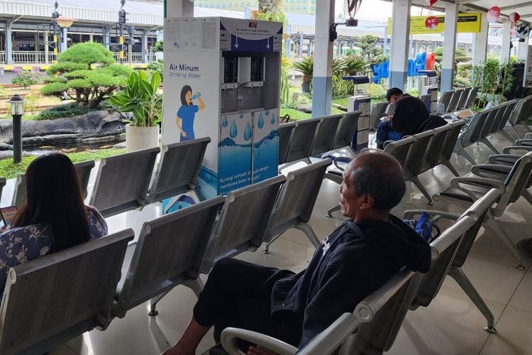 Demi Manjakan Penumpangnya, KAI Terus Berinovasi, Ini Bentuk Terkininya: Drinking Water
