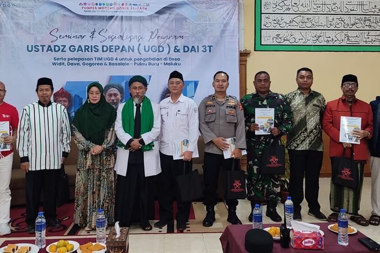 Berangkat ke Maluku, Ini yang dilakukan Belasan Santri Al Fath Sukabumi