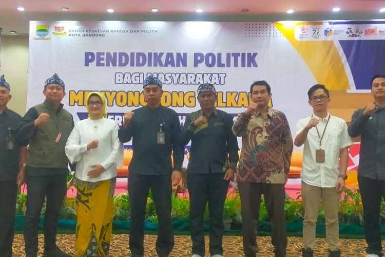 Pendidikan Politik Bagi Masyarakat Menyongsong Pilkada Serentak tahun 2024