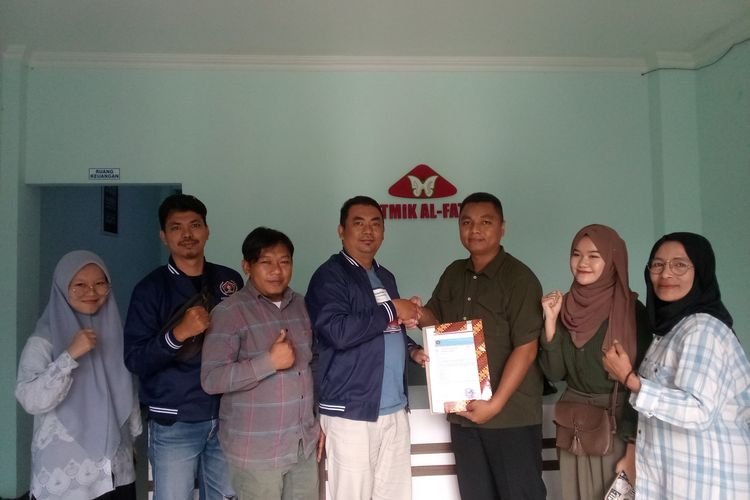 Mantap, Belasan Anggota PWI Kuliah Gratis di STMIK Al Fath