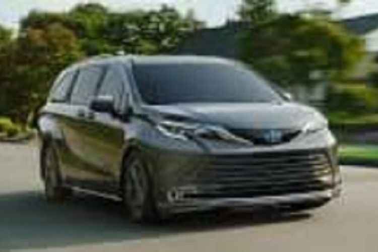 Super Canggih, Perkenalkan Sienna: Minivan Hybrid Toyota Cerdas yang Bisa Telepon Pemiliknya