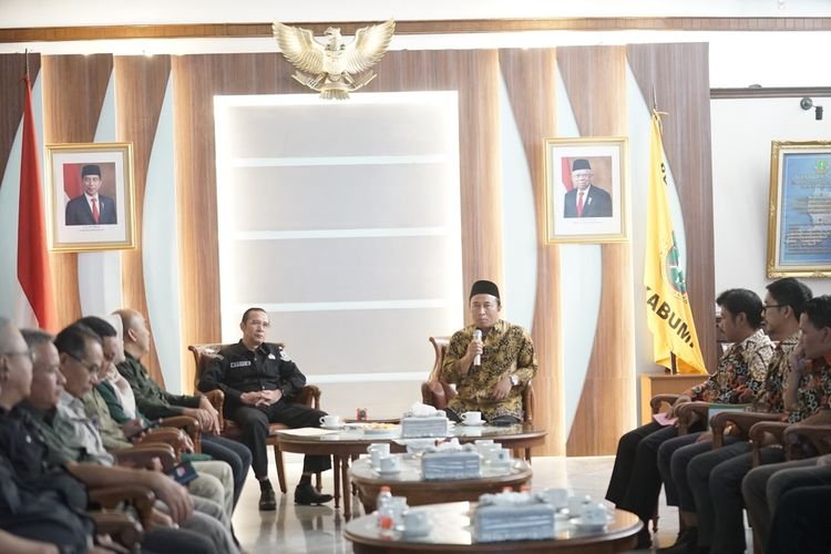 Terima Tim Visitas KIP, Kota Sukabumi Paparkan Tiga Inovasi Layanan