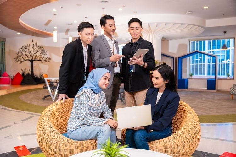 Lewat Program Ini, BRI Raih Indonesia Distinguished Human Capital Leader Awards 2024