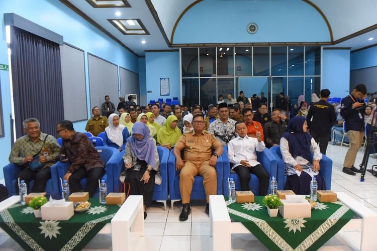 Begitu Pentingnya Guru Bagi Pembangunan Bangsa, Wakil Menteri Sampai Berucap Gini