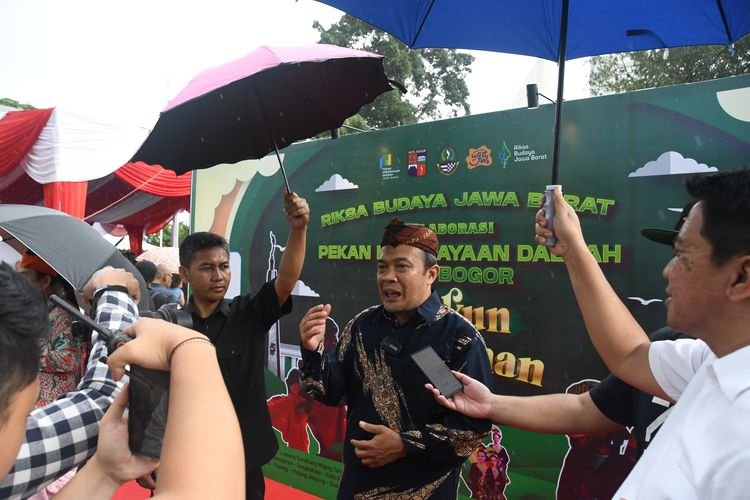 Apresiasi Riksa Budaya Jawa Barat 2024, Wakil Ketua DPRD Jabar Iwan Suryawan Sebut Harus Dilestarikan