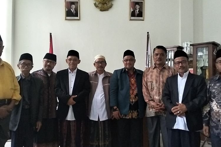 Menang Aklamasi, KH. Ahmad Nawawi Sadili Jadi Ketua MUI Sukabumi