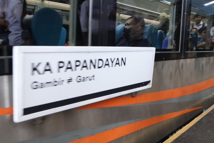 Nataru 2024-2025: Cikuray dan Papandayan Laris Manis, Volume Penumpangnya Belasan Ribu Orang