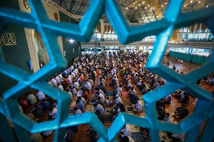 Malam Tahun Baru di Kota Bandung, Ini 6 Masjid Pilihan untuk Muhasabah Akhir Tahun 2024