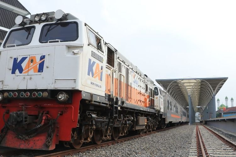 KAI Ungkap Ribuan Jenis Barang Tertinggal di dalam Kereta Selama 2024, Nilainya Fantastis