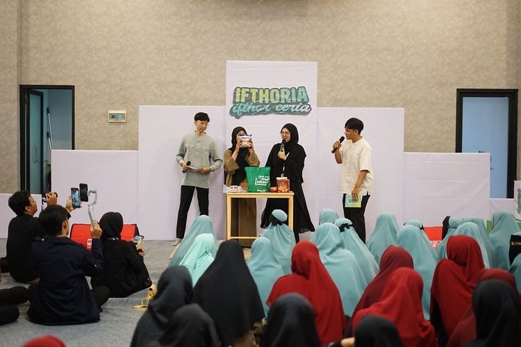 IBS Merayakan Ramadhan Bersama 300 Santri dalam Acara Ifthoria 2025