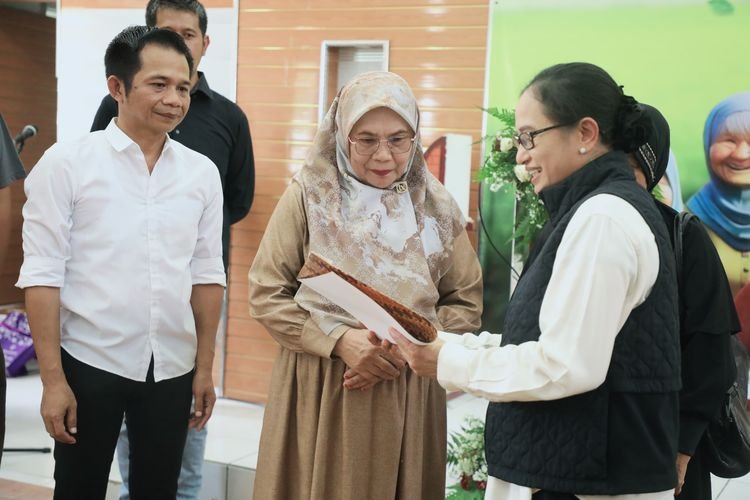 Kajati Jabar: Program Gerakan Purwakarta Nyaah Ka Indung Om Zein Luar Biasa Perlu Kita Dukung
