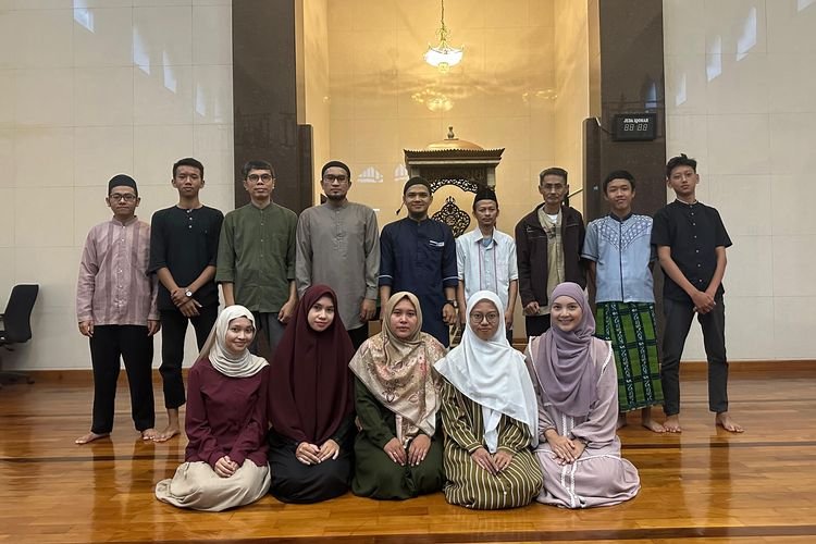 Berikan Kontribusi Pengabdian untuk Masjid At Taufiq, UM Bandung Sukses Terapkan System Aplikasi Keuangan