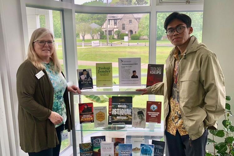Pemuda Asal Purwakarta Nata Sutisna Diundang President Hartford International University Amerika Serikat untuk Riset Tentang Perdamaian