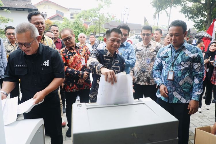 Disarpus Purwakarta Musnahkan Arsip Milik Empat Dinas yang Berusia 10 Hingga 20 Tahun