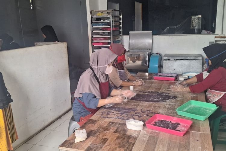 Ubi Jalar Kuningan Go Internasional, Berkat Perempuan Hebat dan BRI