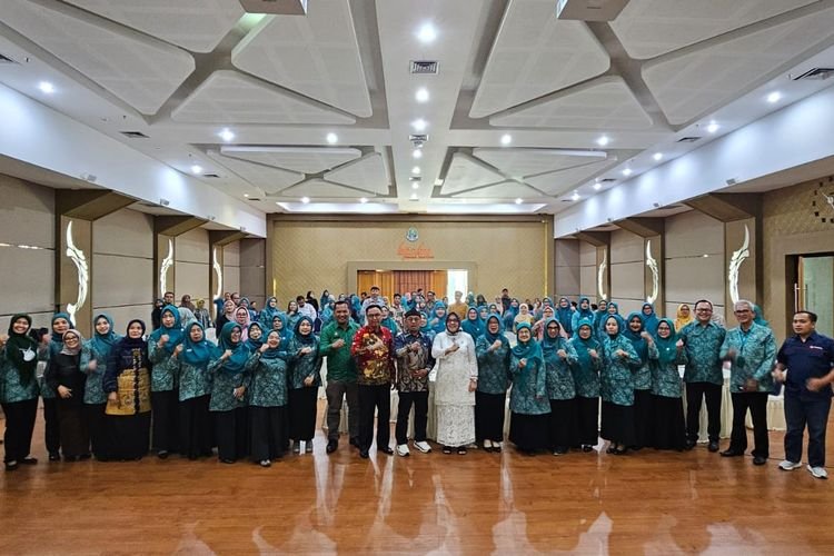Tularkan Semangat Penguatan KB Jadi Poin Penting Tekan Stunting, Siska Gerfianti Ajak Kader PKK Jabar Bergerak Lebih Produktif