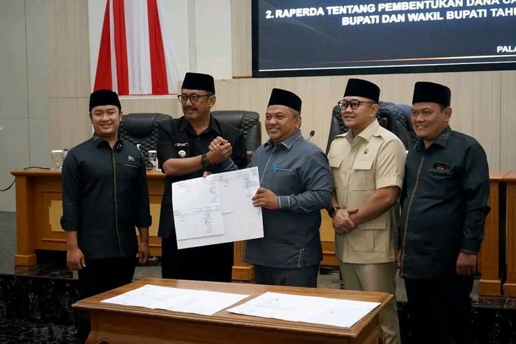DPRD Kabupaten Sukabumi Setujui Dua Raperda, Termasuk Dana Cadangan untuk Pilkada 2029