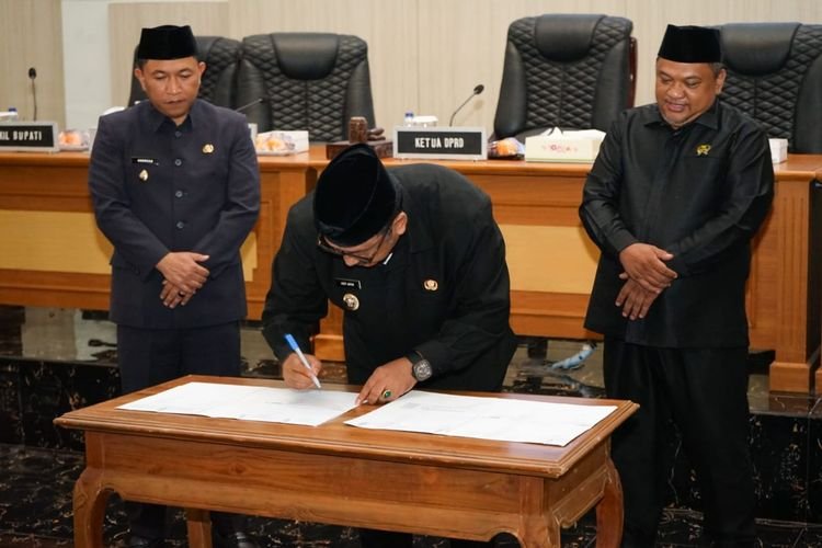 DPRD dan Pemerintah Sukabumi Sepakati Hasil Evaluasi Gubernur