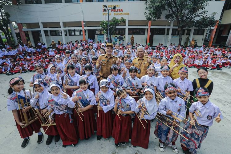 Sapa Siswa SDN 257 Pelita, Erwin: Jadilah Insan Berilmu dan Unggul