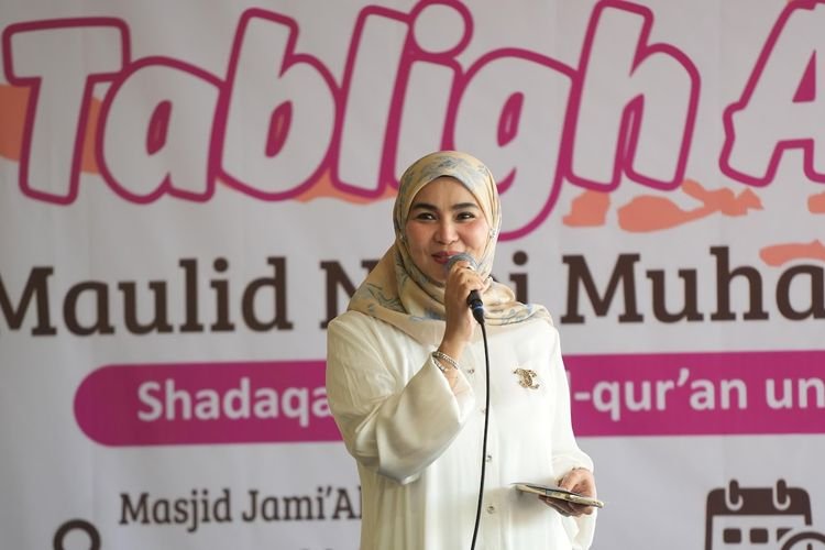 Kia Florita Ajak Warga Teladani Kedermawanan Nabi Muhammad SAW