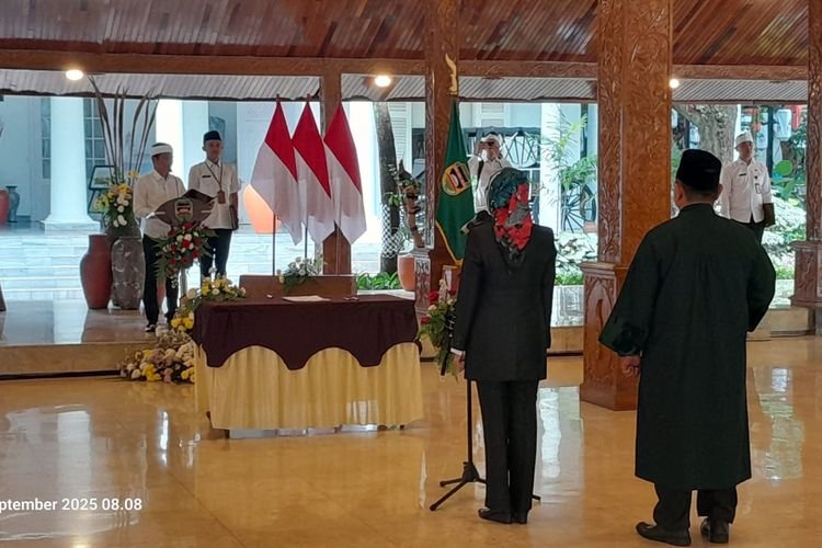 Bupati Purwakarta Lantik Nina Herlina sebagai Penjabat Sekda