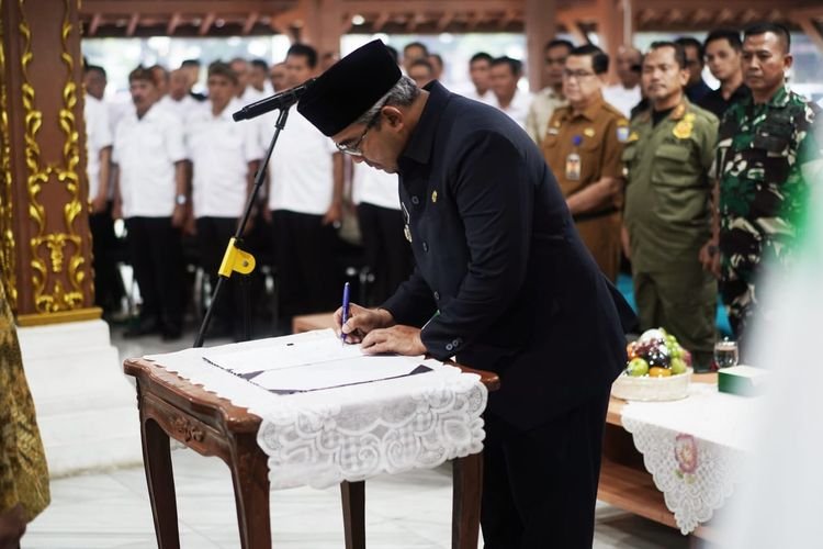 Lantik Anggota Forum Kewaspadaan Dini Masyarakat, Farhan Ingatkan Kewaspadaan Sosial
