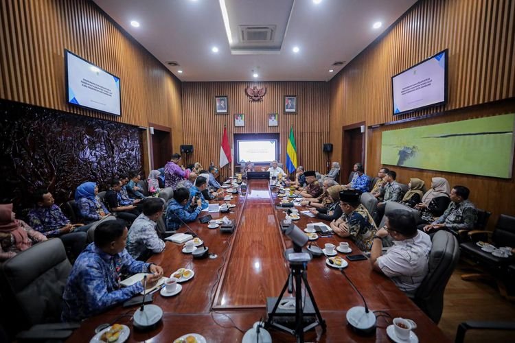 Kabupaten Tanah Laut Akui Kota Bandung Banyak Prestasi Sehingga Patut Dicontoh