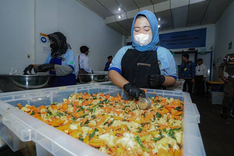 Lewat Dapur Dasyat, Babakan Asih Sukses Tekan Stunting dari 266 ke 31 Kasus