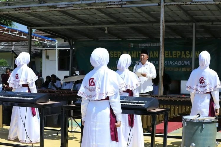 Corps Putri Assalam Wakili Sukabumi di Kejuaraan Marching Band Internasional Piala Raja Hamengku Buwono