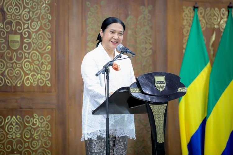 Bunda Kota Bandung, Aryatri Ajak Perempuan Bergerak Bersama untuk Bandung Cerdas dan Sejahtera