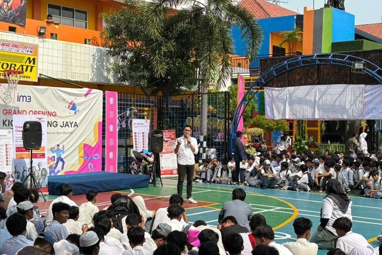 Indosat dan SMK Walang Jaya Perkuat Model Pembelajaran Berbasis Praktik Lewat Inisiatif Kios