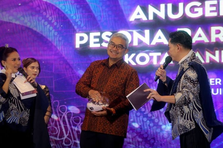 Soroti Kualitas Layanan, Farhan: Produk Pariwisata Bandung Hebat, Tapi Servisnya Harus Naik Kelas
