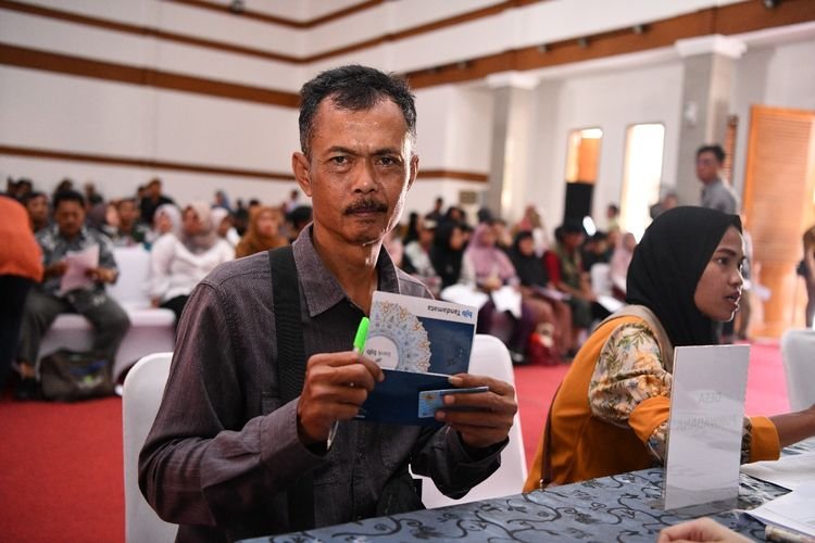 Rumah Dibongkar, 379 Warga Karawang Dapat Uang Kontrak dari Pemprov Jabar