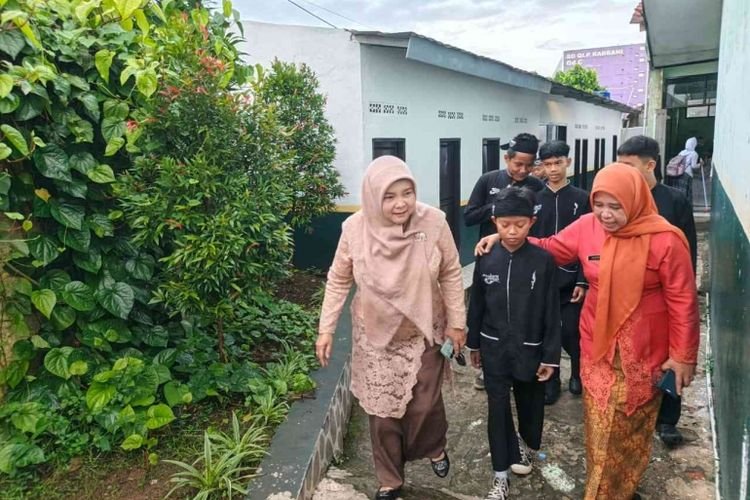 Kadisdik Purwakarta Gencar Lakukan Sidak ke Sekolah, Pastikan Fasilitas dan Kebersihan Sekolah Terjaga