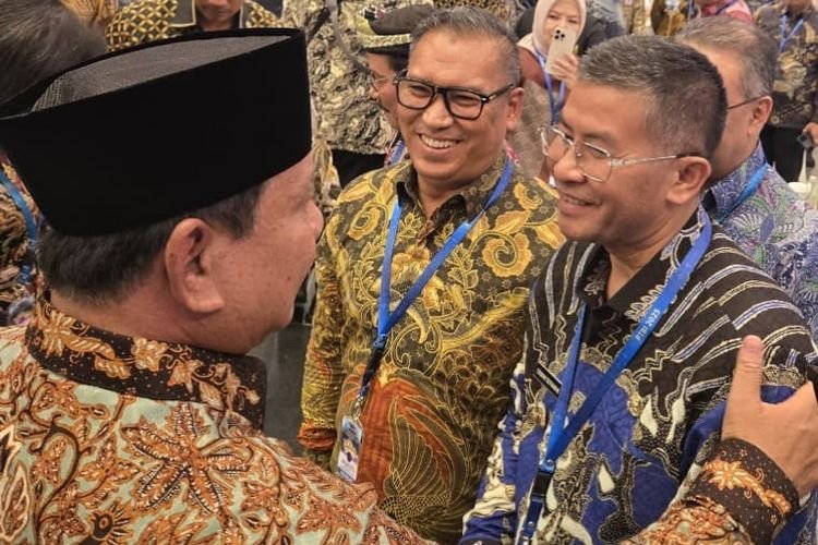 Wagub Jabar Erwan Hadiri Hari Guru Nasional 2025, Prabowo Targetkan Perbaikan 60.000 Sekolah