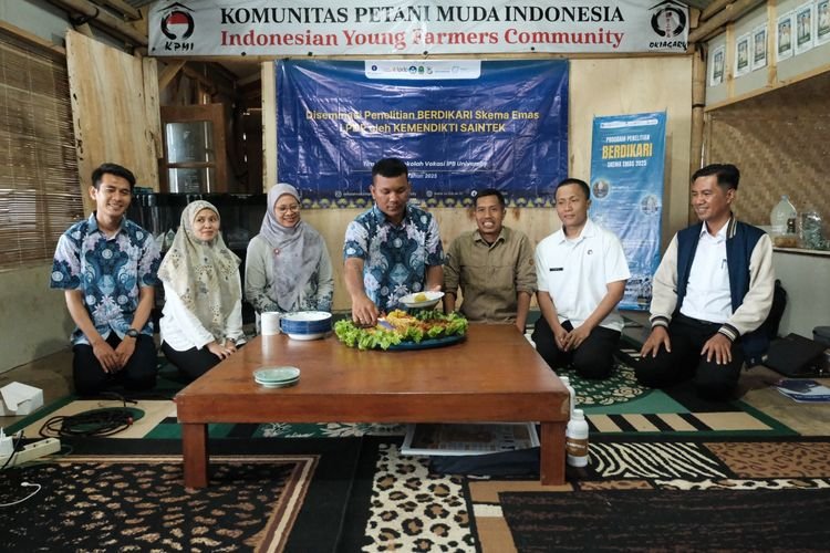 Diseminasi Hasil Penelitian BERDIKARI LPDP : Tim Peneliti Sekolah Vokasi IPB University Mengubah Limbah Menjadi Produk Unggulan Daerah Cianjur