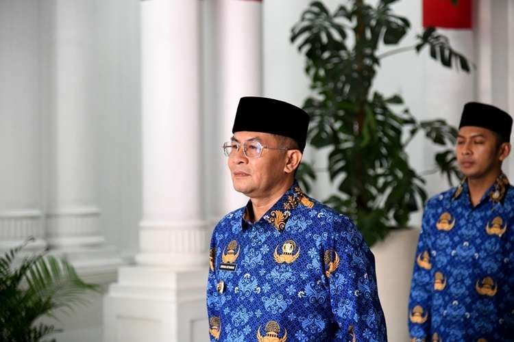 Wagub Jabar Ajak ASN Tunjukkan Empati pada Korban Banjir Sumatera