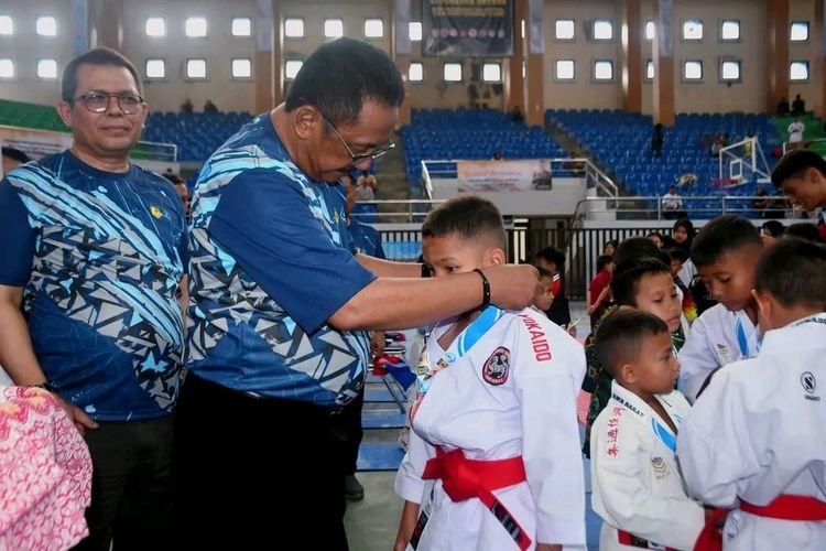 Bupati Sukabumi: Kejurda Karate Bangun Karakter, Sportivitas, dan Persaudaraan