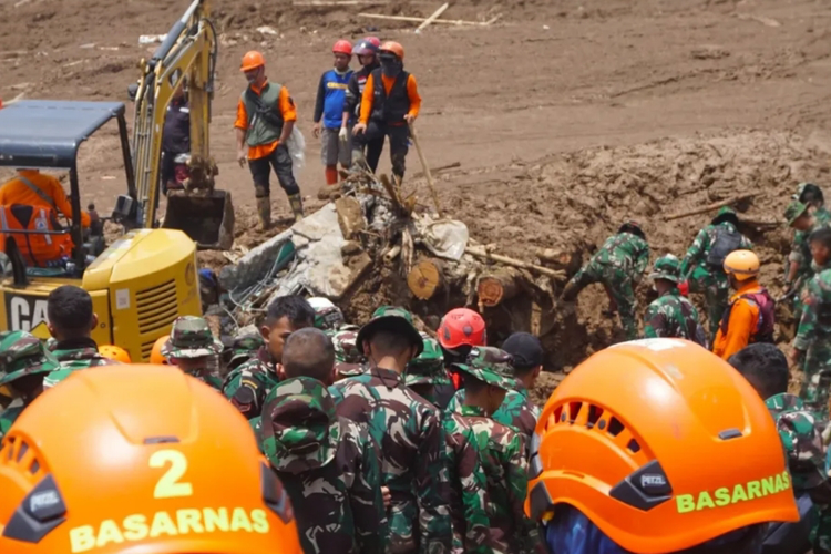 UPDATE Longsor Bandung Barat Senin, 26 Januari 2026: 17 Meninggal Dunia