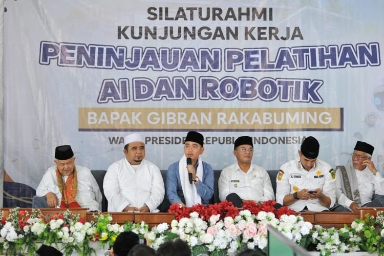 Di Jawa Barat Wapres Gibran dan Wagub Erwan Setiawan Bahas Masa Depan Digital Bersama Siswa