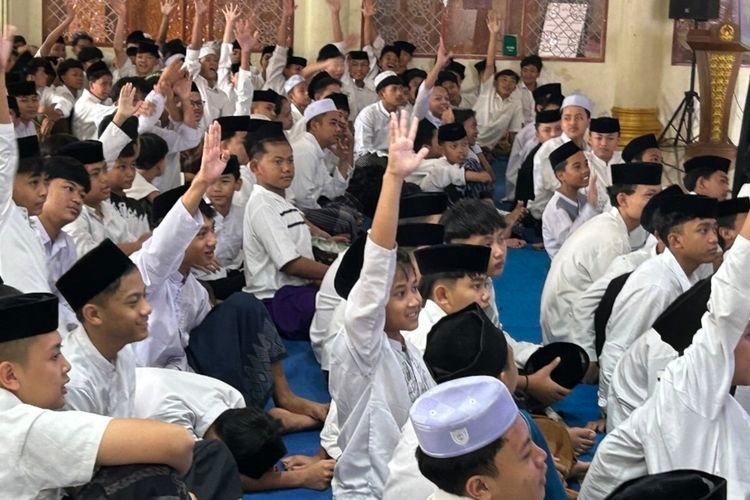 Orang Tua Dukung Aturan Baru Pemerintah: Larang Anak di Bawah 16 Tahun Punya Akun Medsos