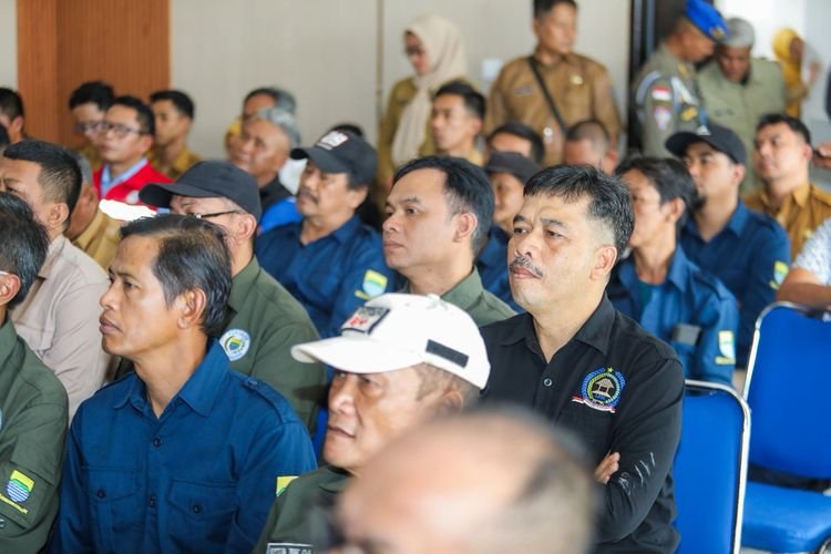 Farhan: Jangan Sampai Ada Warga Tak Bisa Dirawat karena BPJS