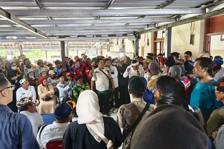 Dapat Kompensasi Rp1,4 juta, Penarik Becak di Cirebon Siap Patuhi Arahan Gubernur Jabar